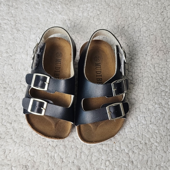 Mudibear Other - Mudibear Black Sandals for Little Girl Toddler Size 25 (US 9)